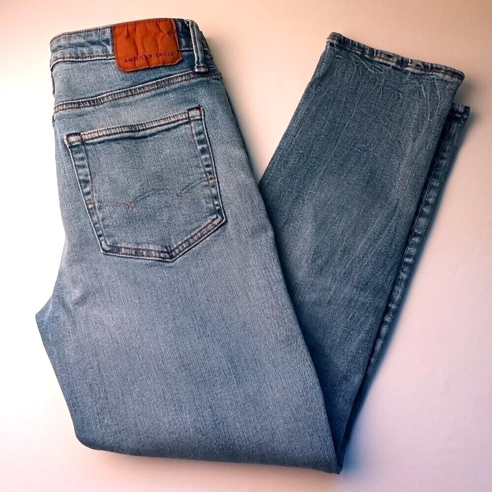 American Eagle Mens Airflex+ Jeans Light Blue Size 30x32 Distressed Slim Denim